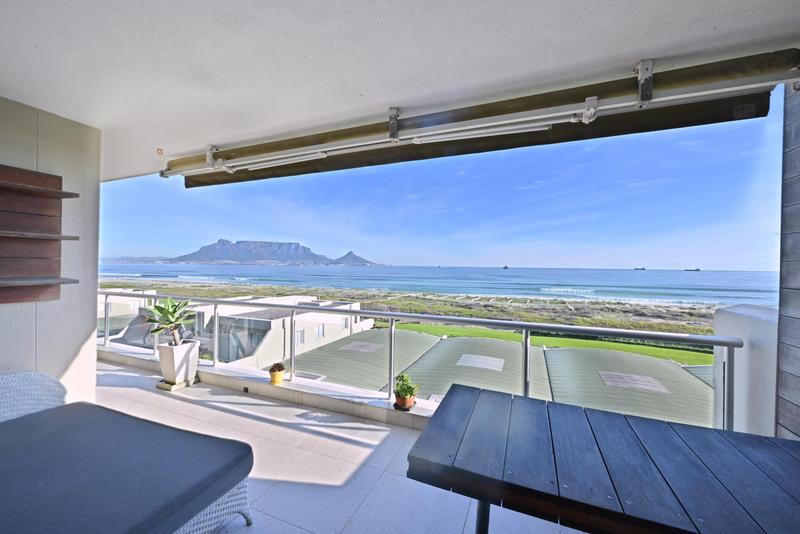 To Let 3 Bedroom Property for Rent in Dolphin Beach Western Cape